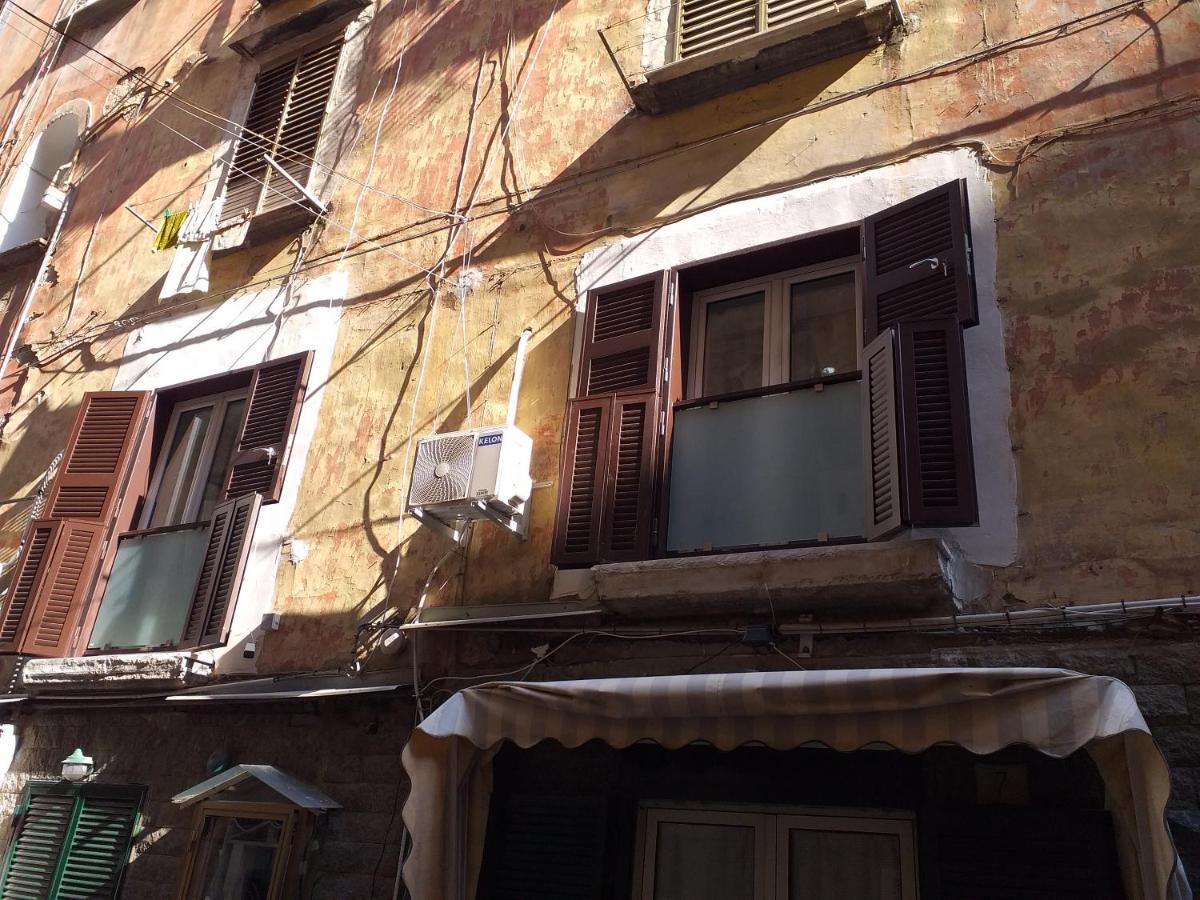 Casa Jonny Apartment Наполи Екстериор снимка