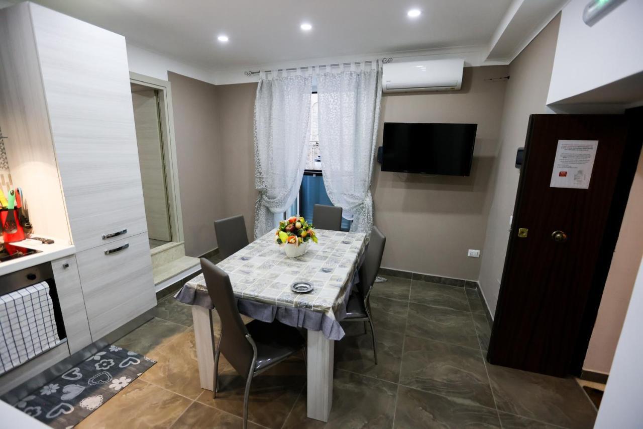 Casa Jonny Apartment Наполи Екстериор снимка