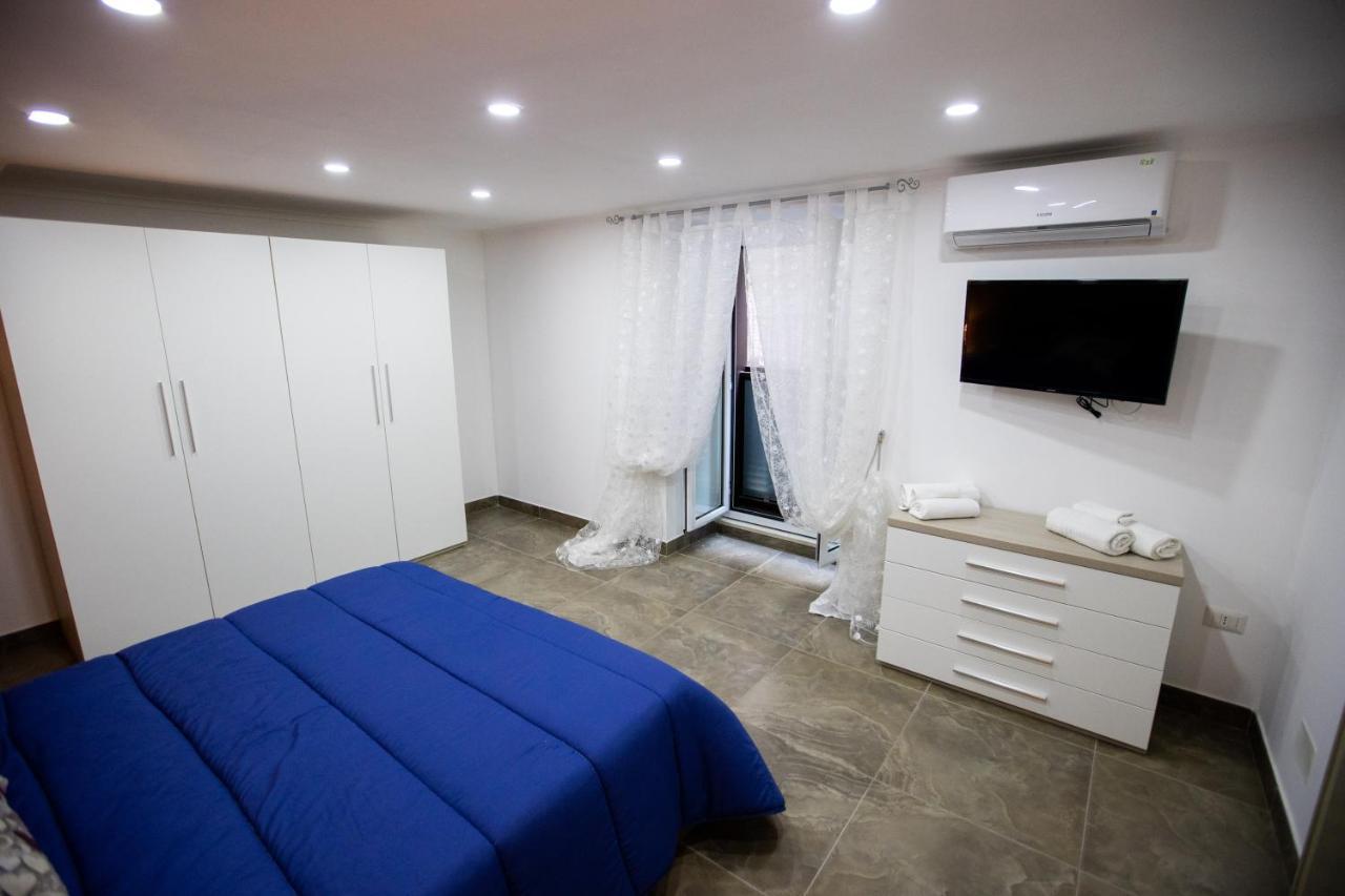 Casa Jonny Apartment Наполи Екстериор снимка
