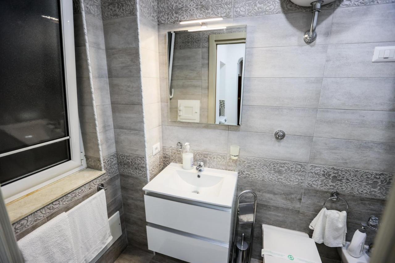 Casa Jonny Apartment Наполи Екстериор снимка