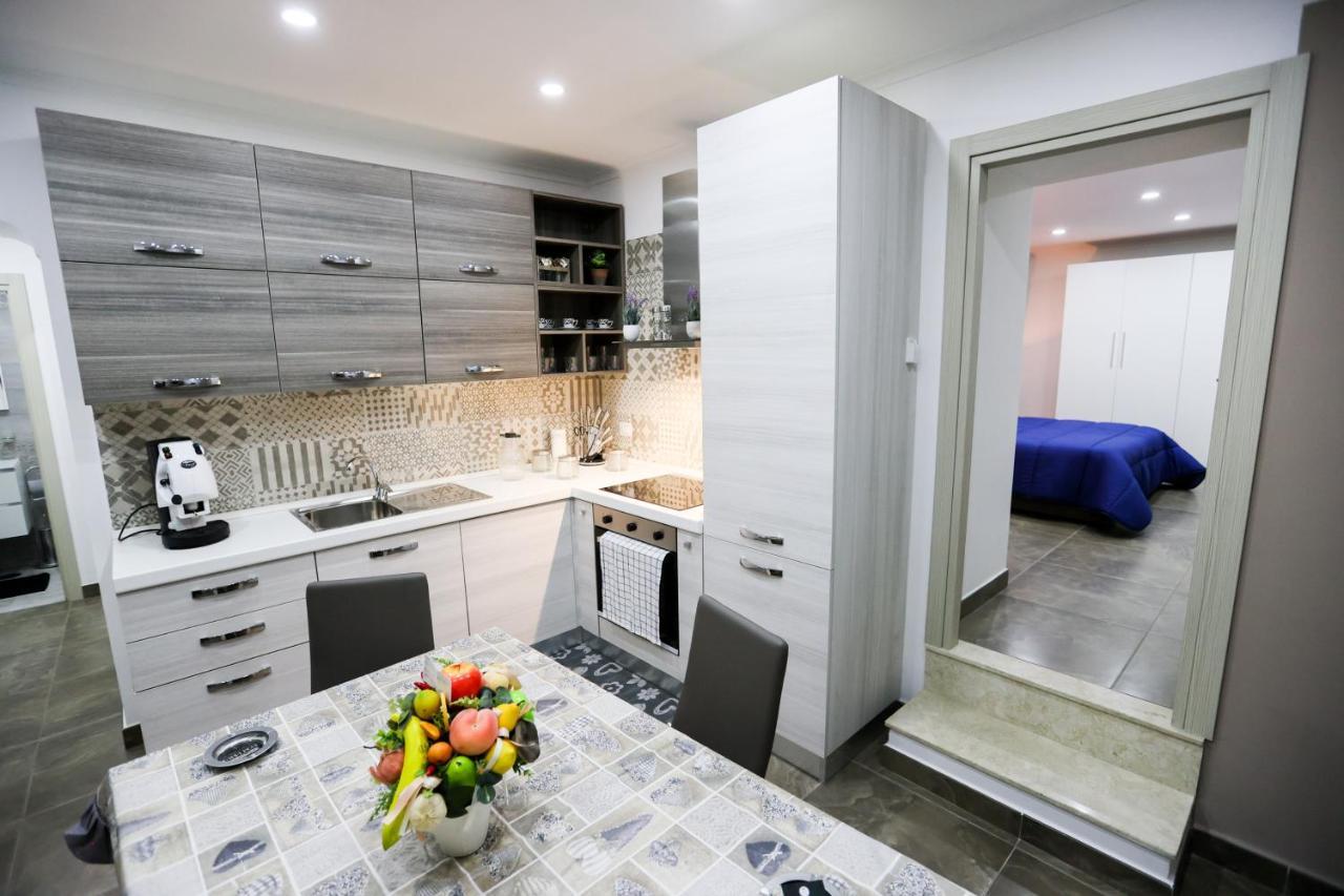 Casa Jonny Apartment Наполи Екстериор снимка