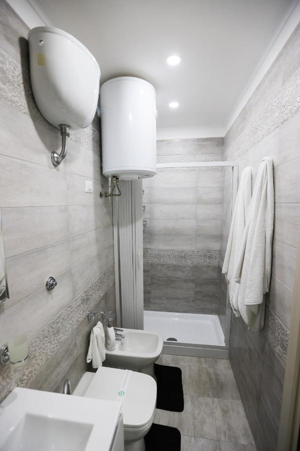 Casa Jonny Apartment Наполи Екстериор снимка